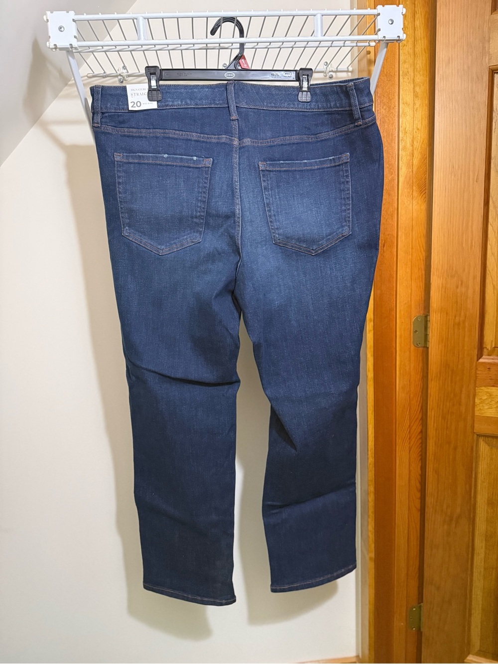Lane Bryant Signature Fit Straight Leg Jeans Mid-Rise Dark Wash NWT Size 20 - Picture 13 of 14